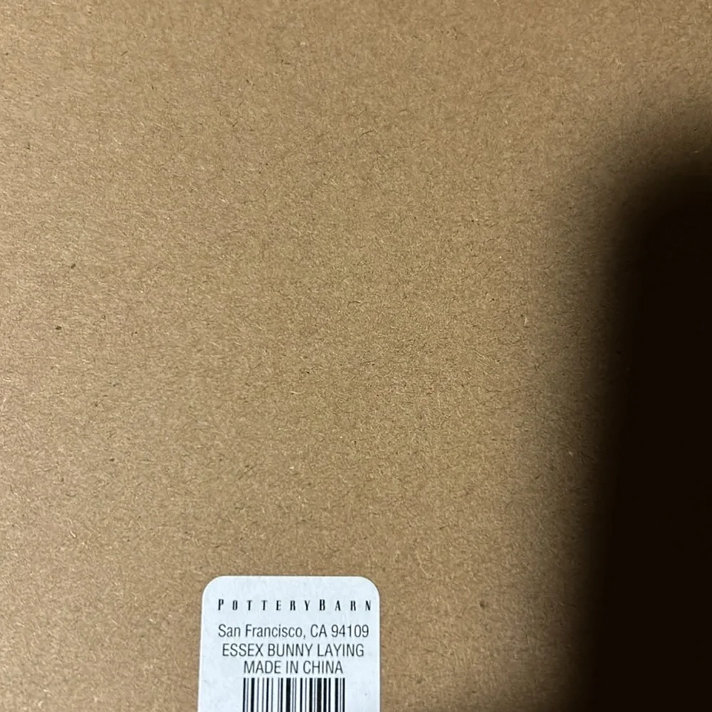 Pottery Barn Essex Handcrafted Laying 🐰 Bunny Sculpture BNIB - Picture 9 of 9